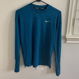 Nike Dri-FIT Element